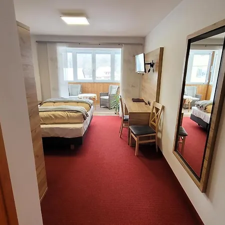 Guest house Schwarzes Lamm 3*