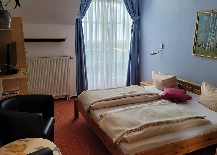 Schwarzes Lamm בית הארחה