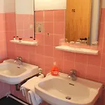 Guest house Schwarzes Lamm 3*