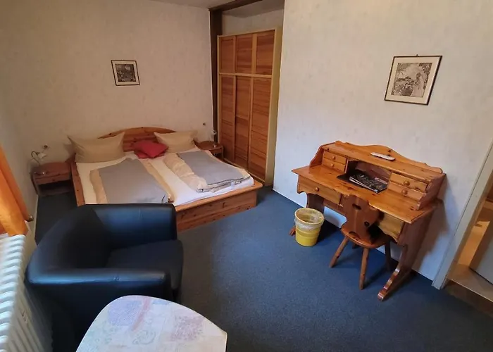 Гостевой дом Schwarzes Lamm 3*